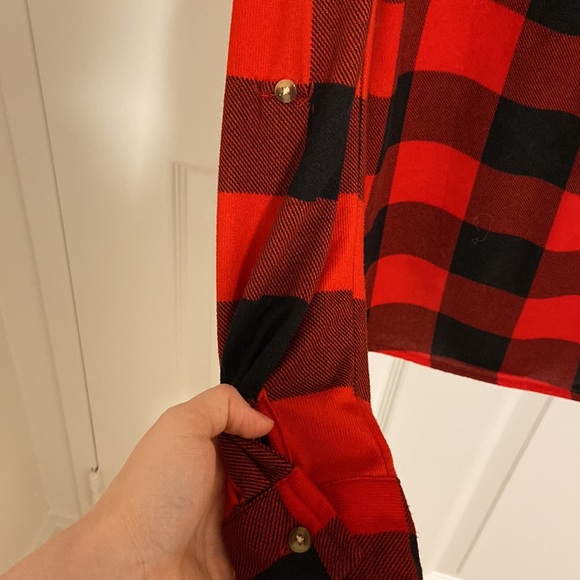 Comfy buffalo plaid long sleeve top with hood - Picture 3 of 7